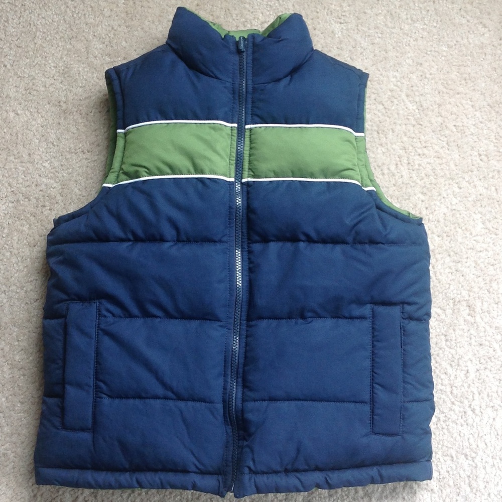 Boys vest blue/green 💙💚 Perfect condition 👍🏽